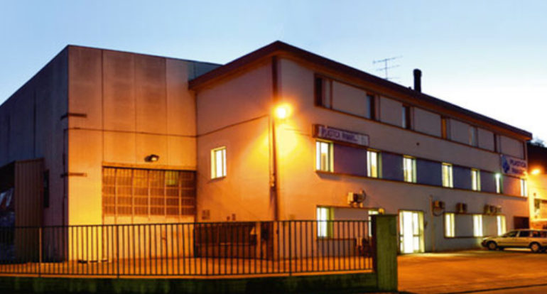 plastica-panaro-top.jpg